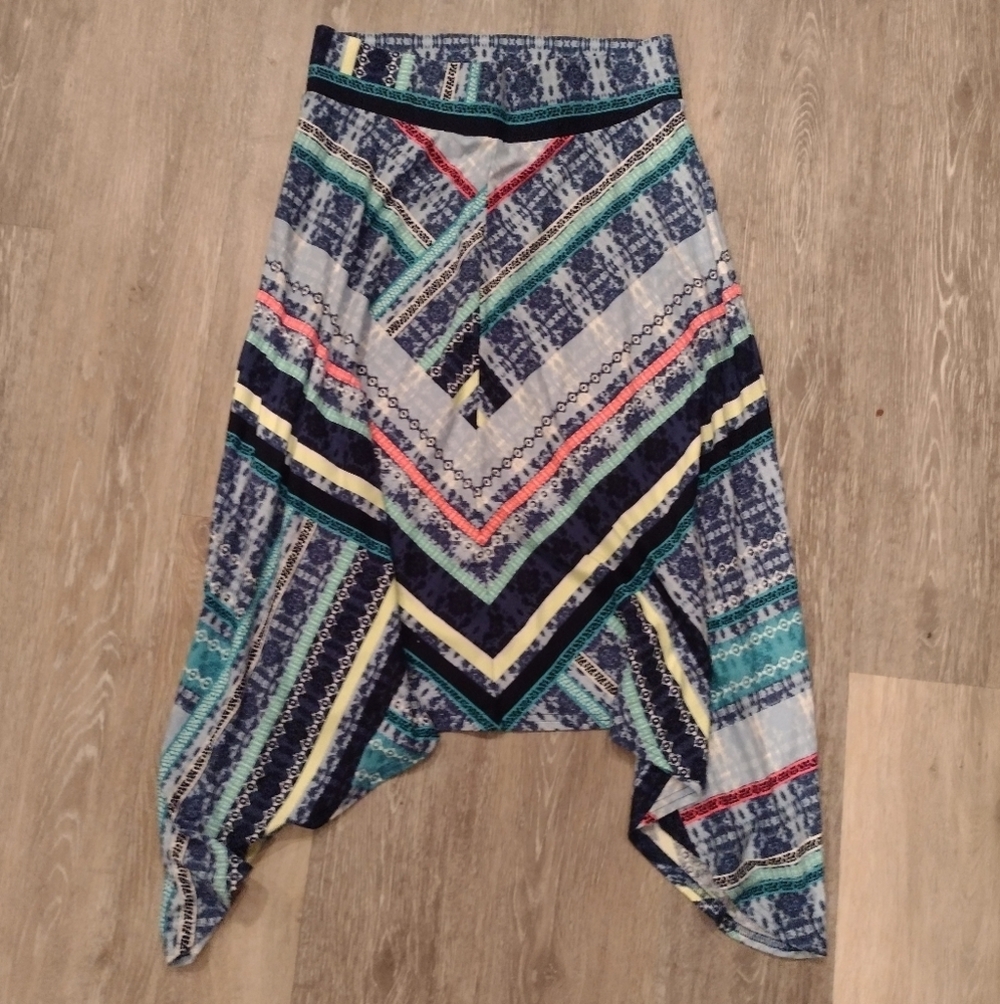 Maurices Shark-Bite Style Skirt